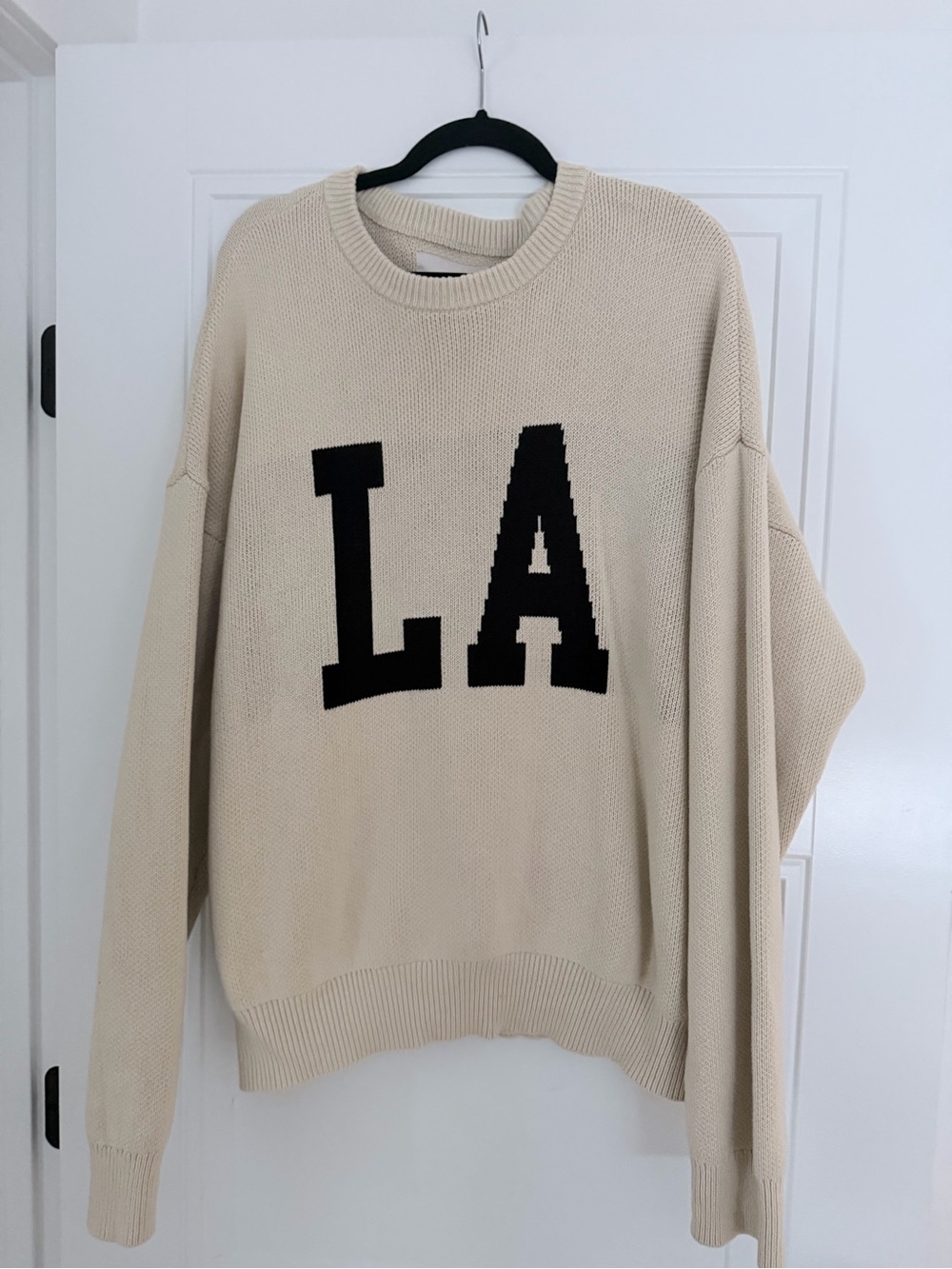 PacSun Cream Crewneck Sweater with Black LA Graphic